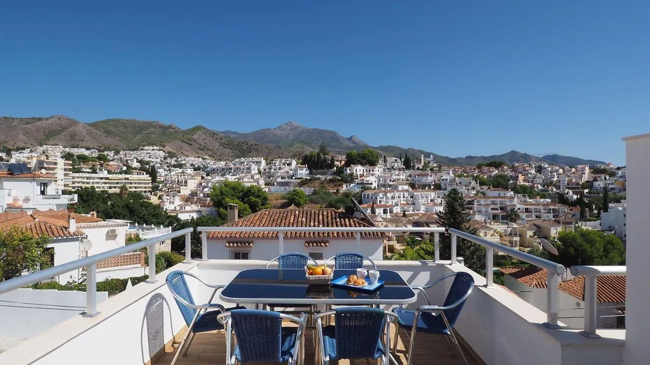 Nerja Paradise Rentals - Villa Topaz 0*,  España