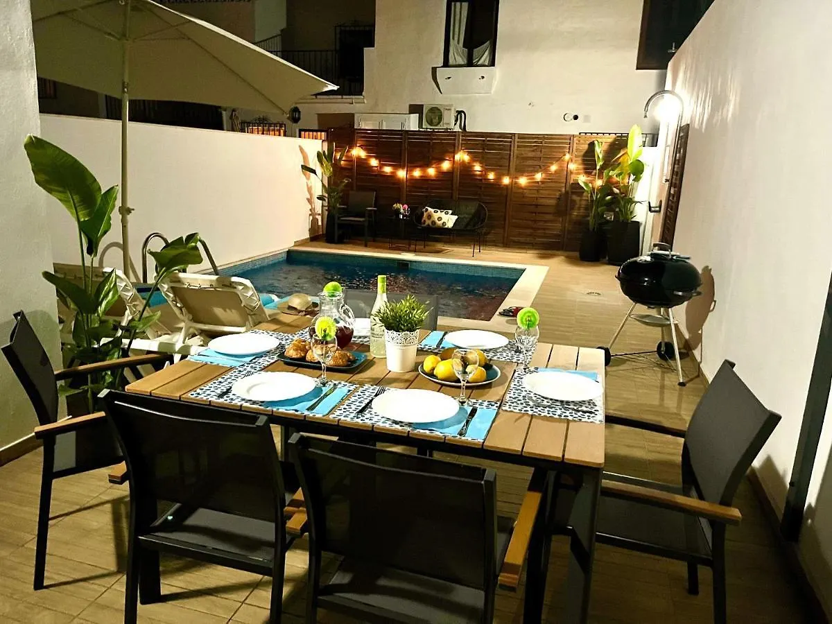 Nerja Paradise Rentals - Villa Topaz 0*,  Spanien